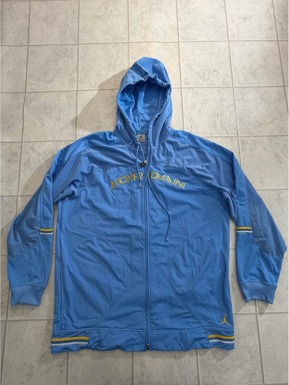 Jordan blue hooded top